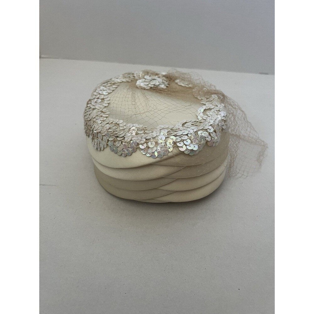 Vintage 1950s Barbara Lee Pillbox Hat w/ Veil Cream Sequin Fascinator Dayton's